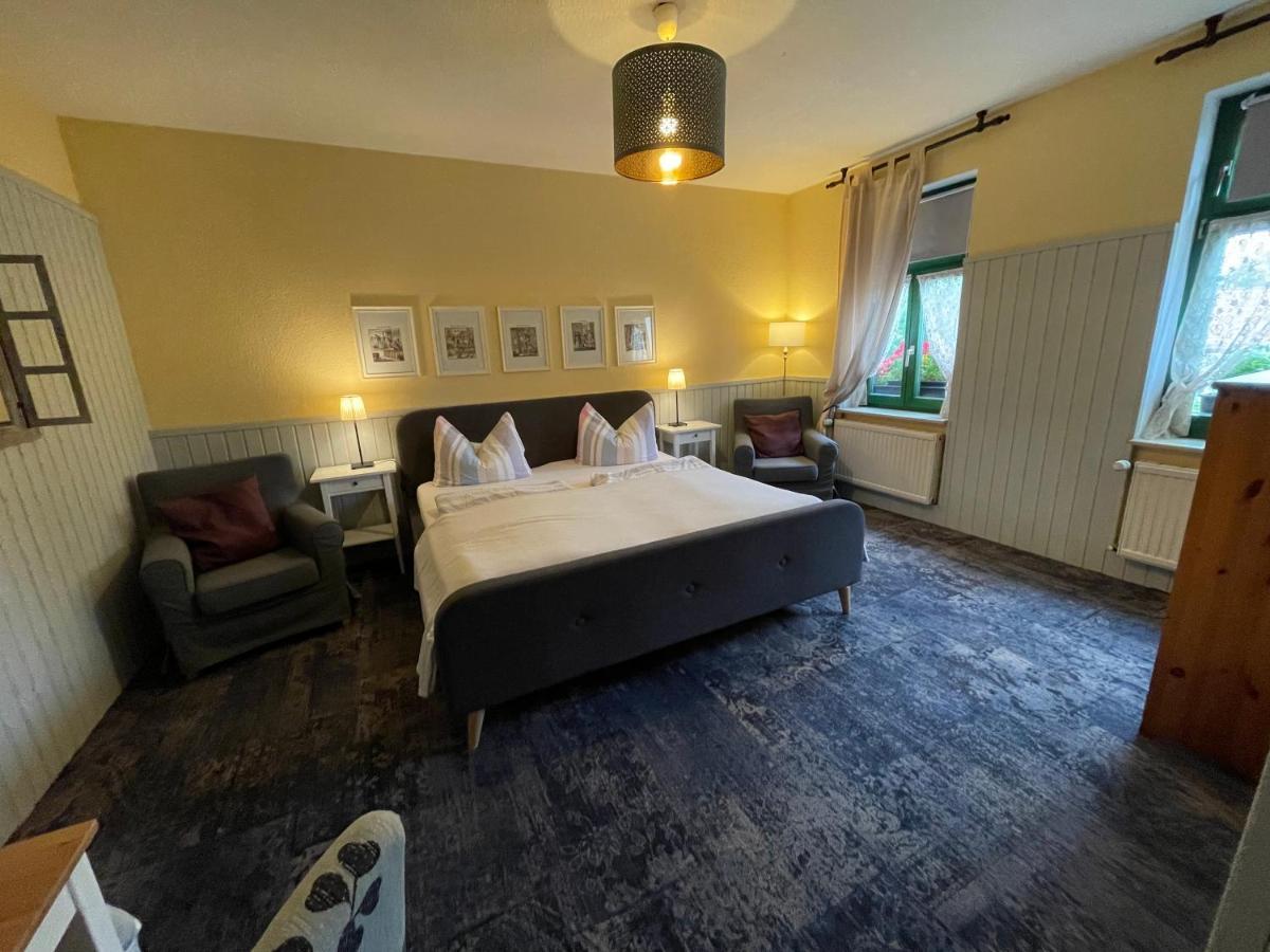 Pension Alt Naumburg Наумбург Экстерьер фото