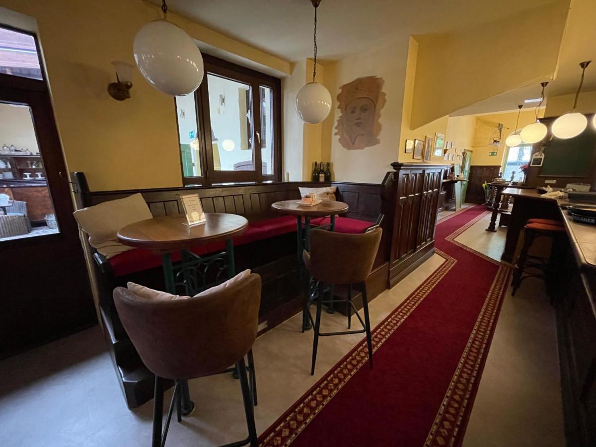 Pension Alt Naumburg Наумбург Экстерьер фото