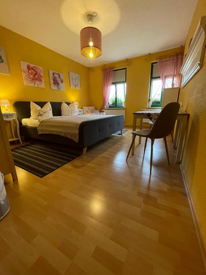 Pension Alt Naumburg Наумбург Экстерьер фото